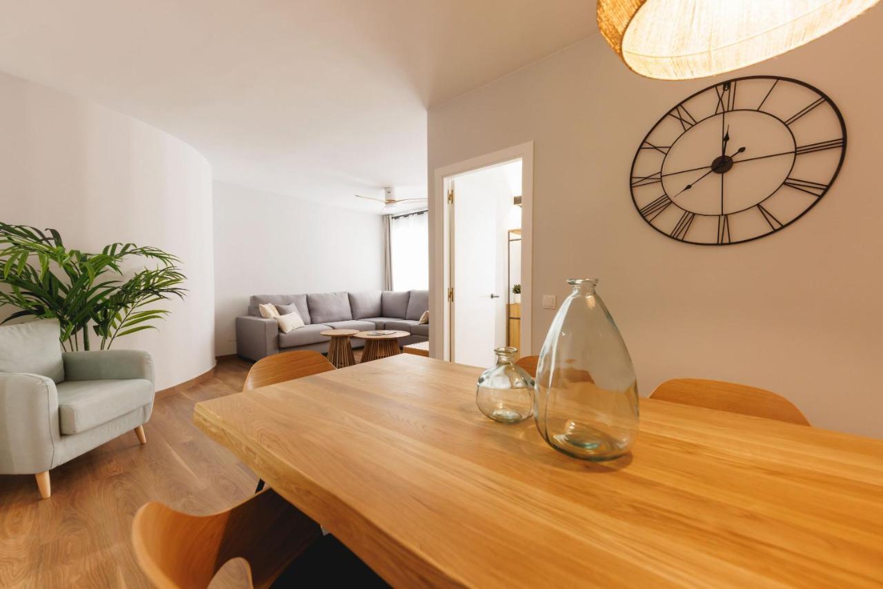 Bravissimo Figuerola, Spacious 3-Bedroom Apartment Girona Exterior photo